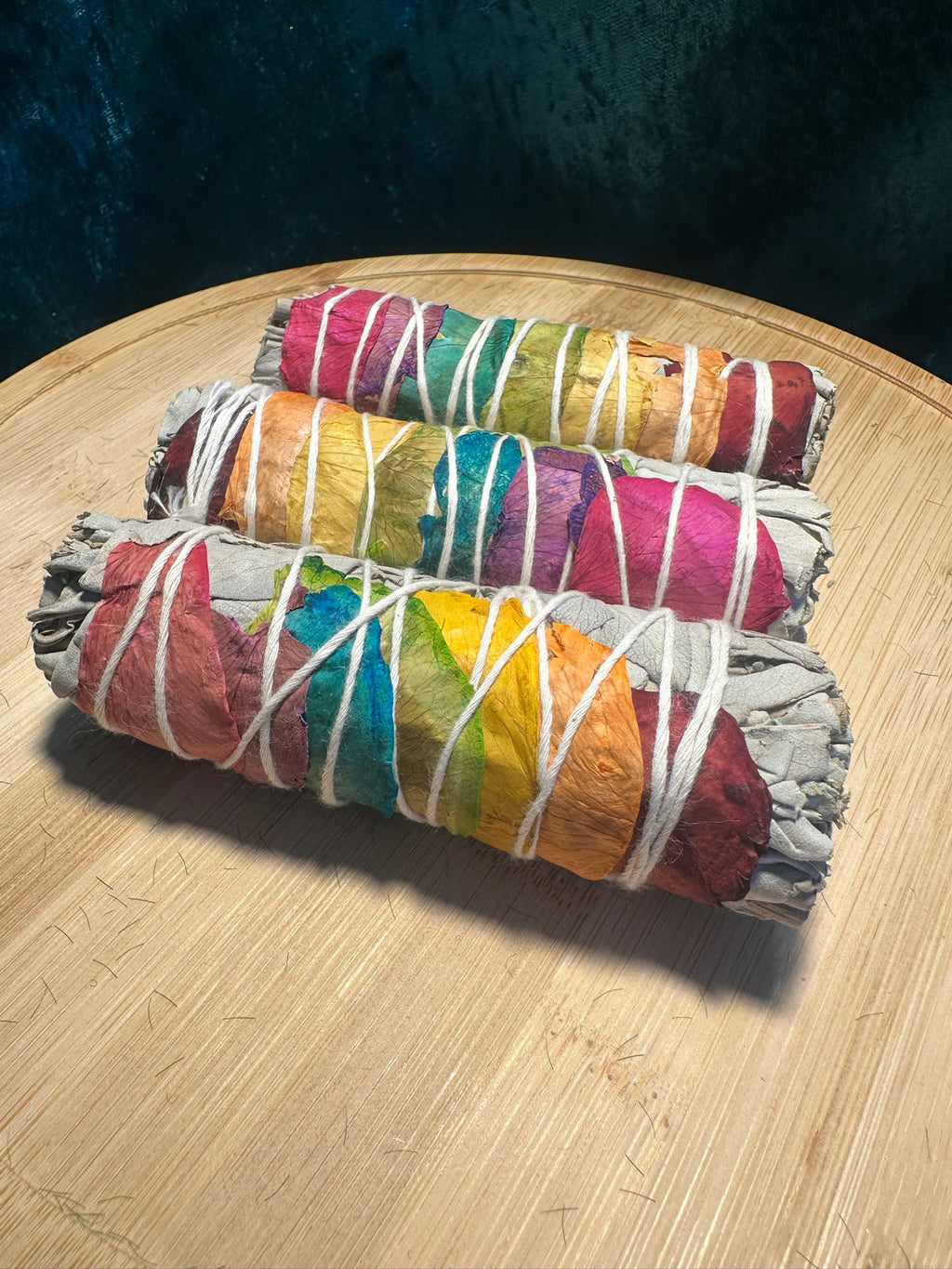 Rainbow 7 Chakra White Sage Rose Petal Smudge Stick 10cm ~ Realign Your Energy